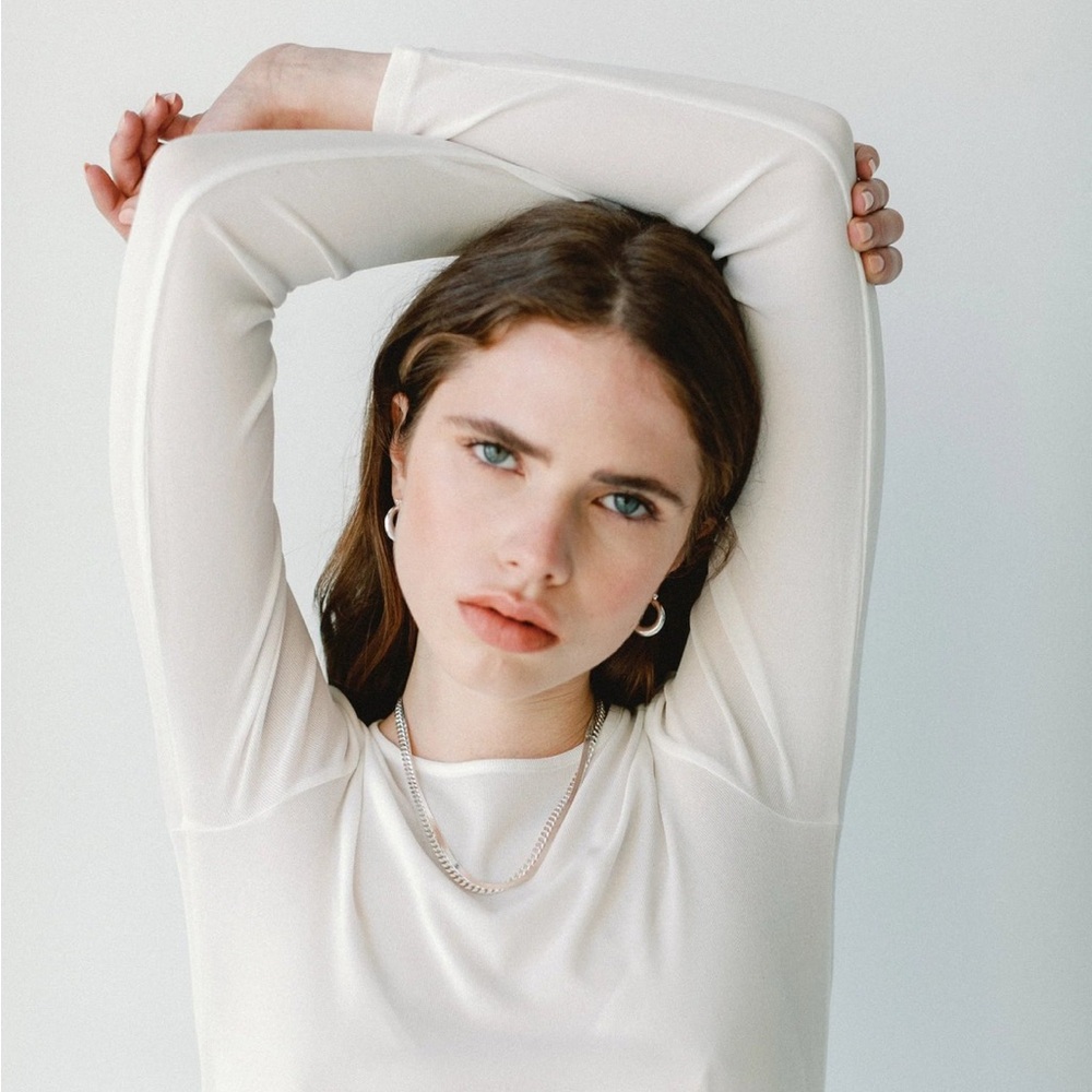 Lisbeth Hailey Silver Earring